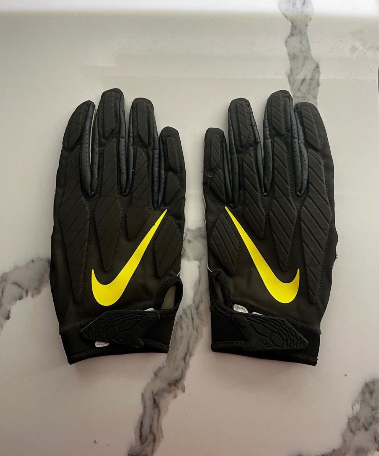 Oregon Gloves