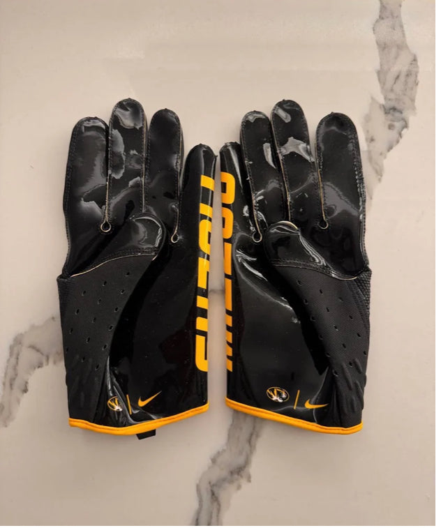 Missouri gloves